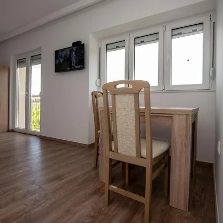 Arijana شقة تريبينيي